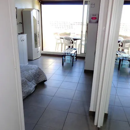 Studio Heliopolis E21 -By Agn - 2 Personnes 아파트 *