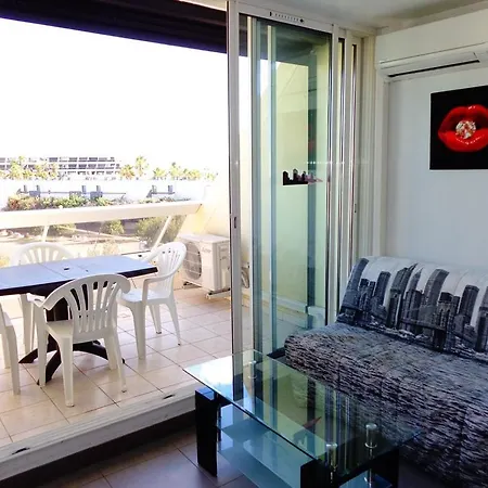 Apartment Heliopolis E21 - 2 Personnes